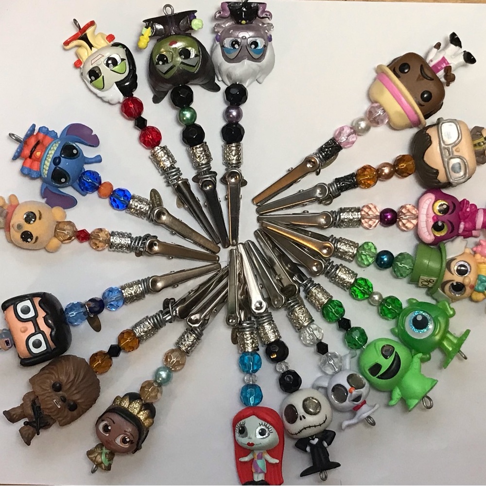Collectible roach clips
